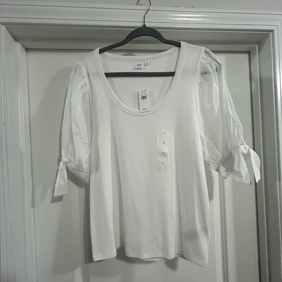 GAP Tops - GAP Women's Cream Puff Sleeve Blouse